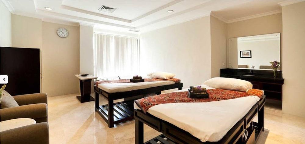 Royal Kuningan Hotel Jakarta