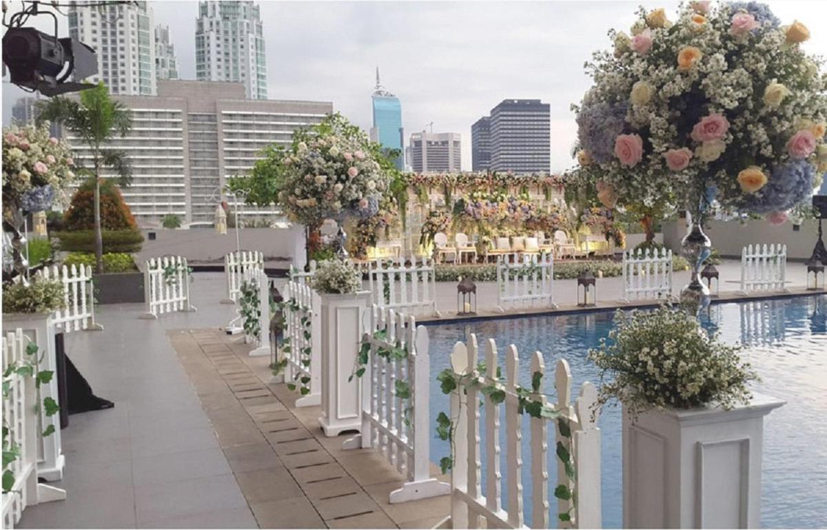 Hotel Royal Kuningan 4*